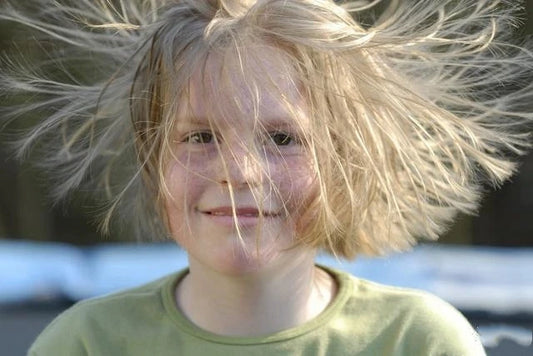 How to Reduce Hair Static Electricity in Winter