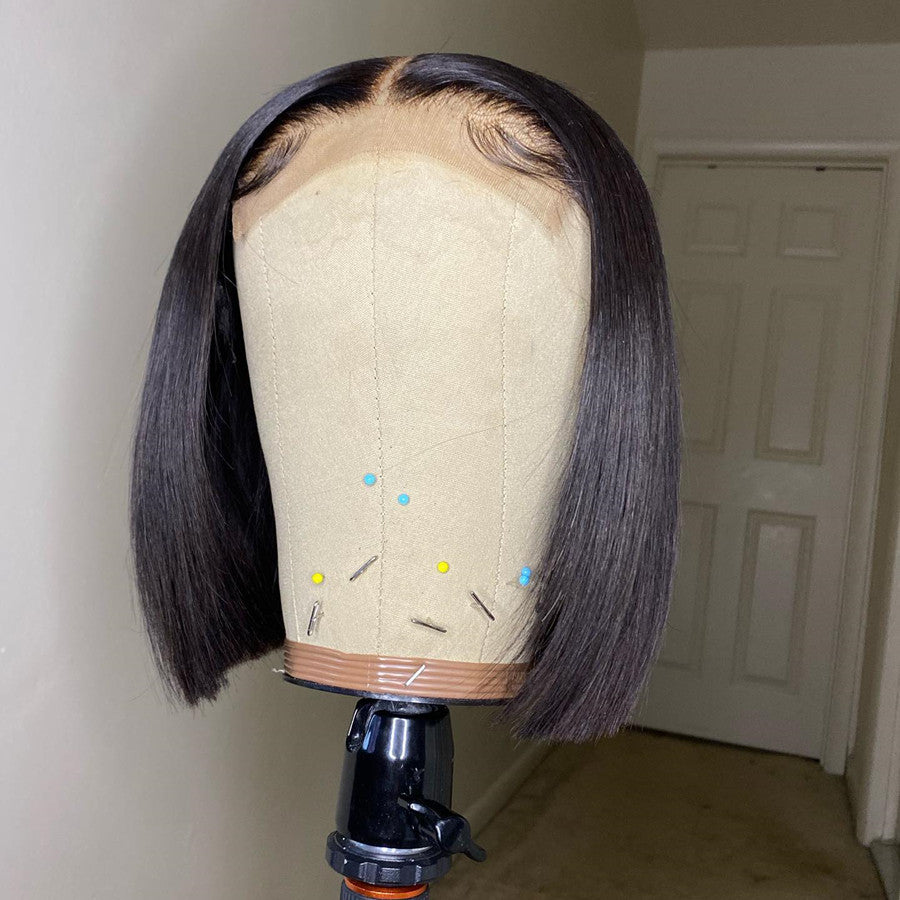 Straight 4x4 Bob Wig Middle Parted 5x5 Lace Closure Wig Beginner Friendly