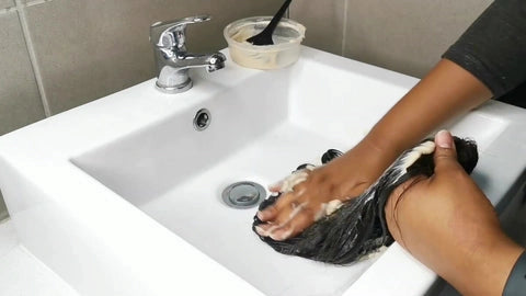 How to Wash a Wig